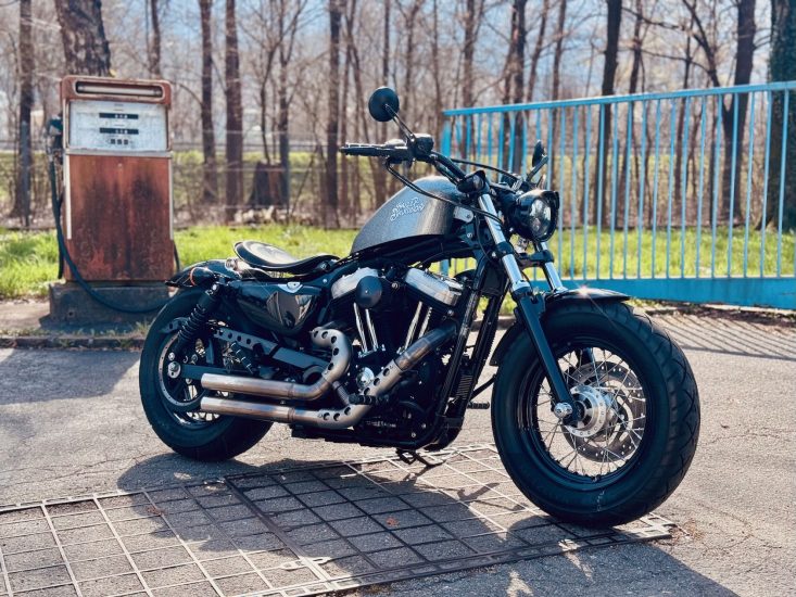 XL1200X - Forty Eight